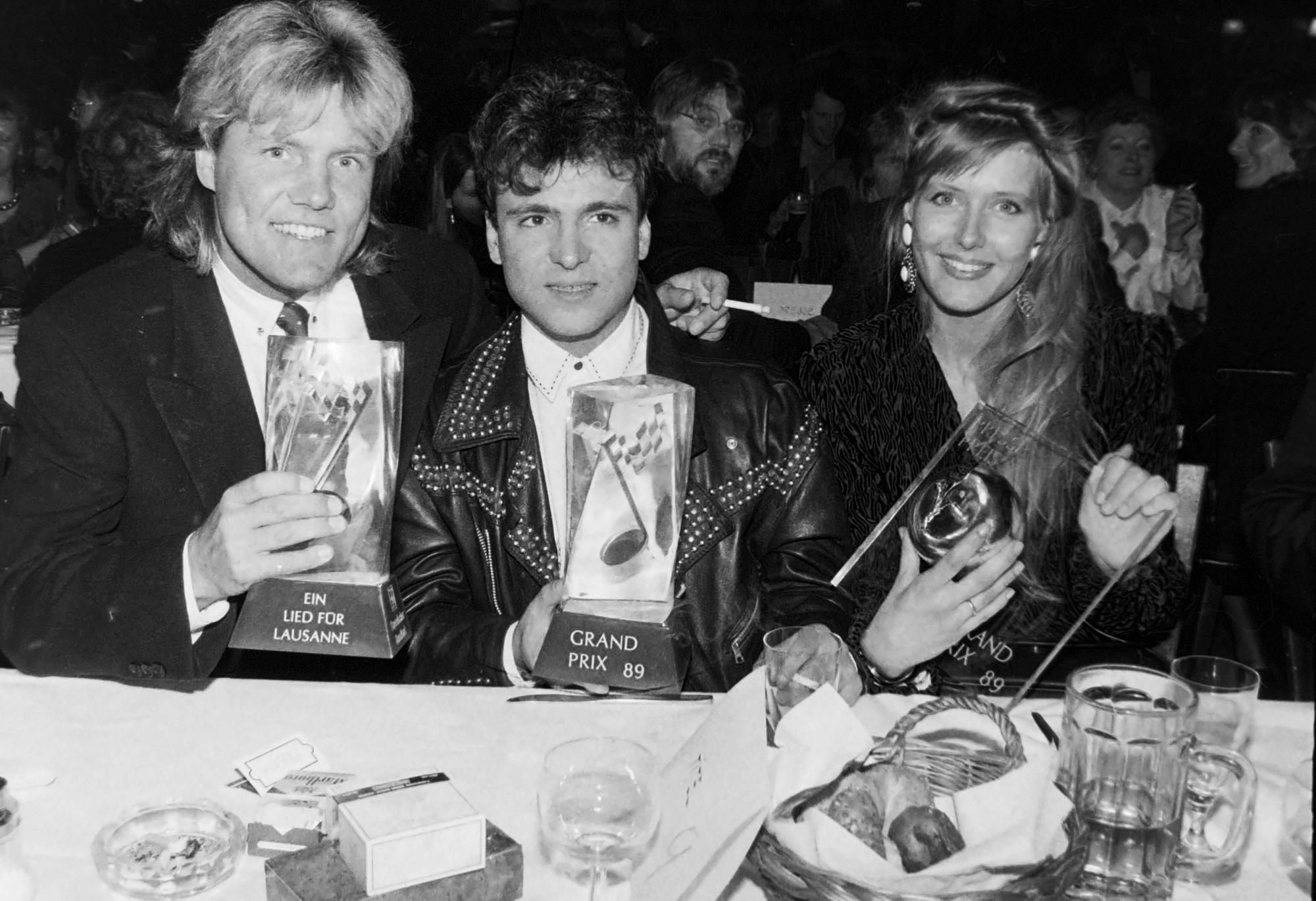 Nino de Angelo (Mitte) trat 1989 mit einem Song von Dieter Bohlen (l.) beim Grand Prix in Lausanne an und landete auf Platz 14.