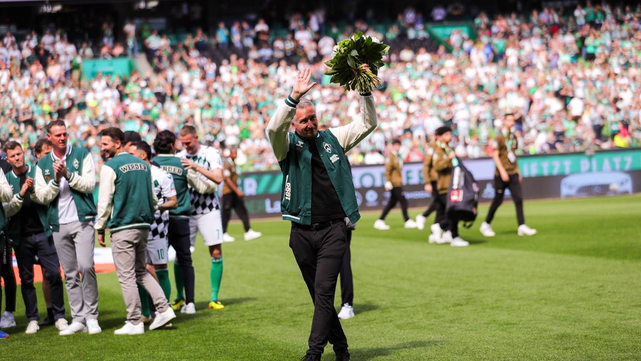 Frank Baumann wird bei Werder Bremen verabschiedet.