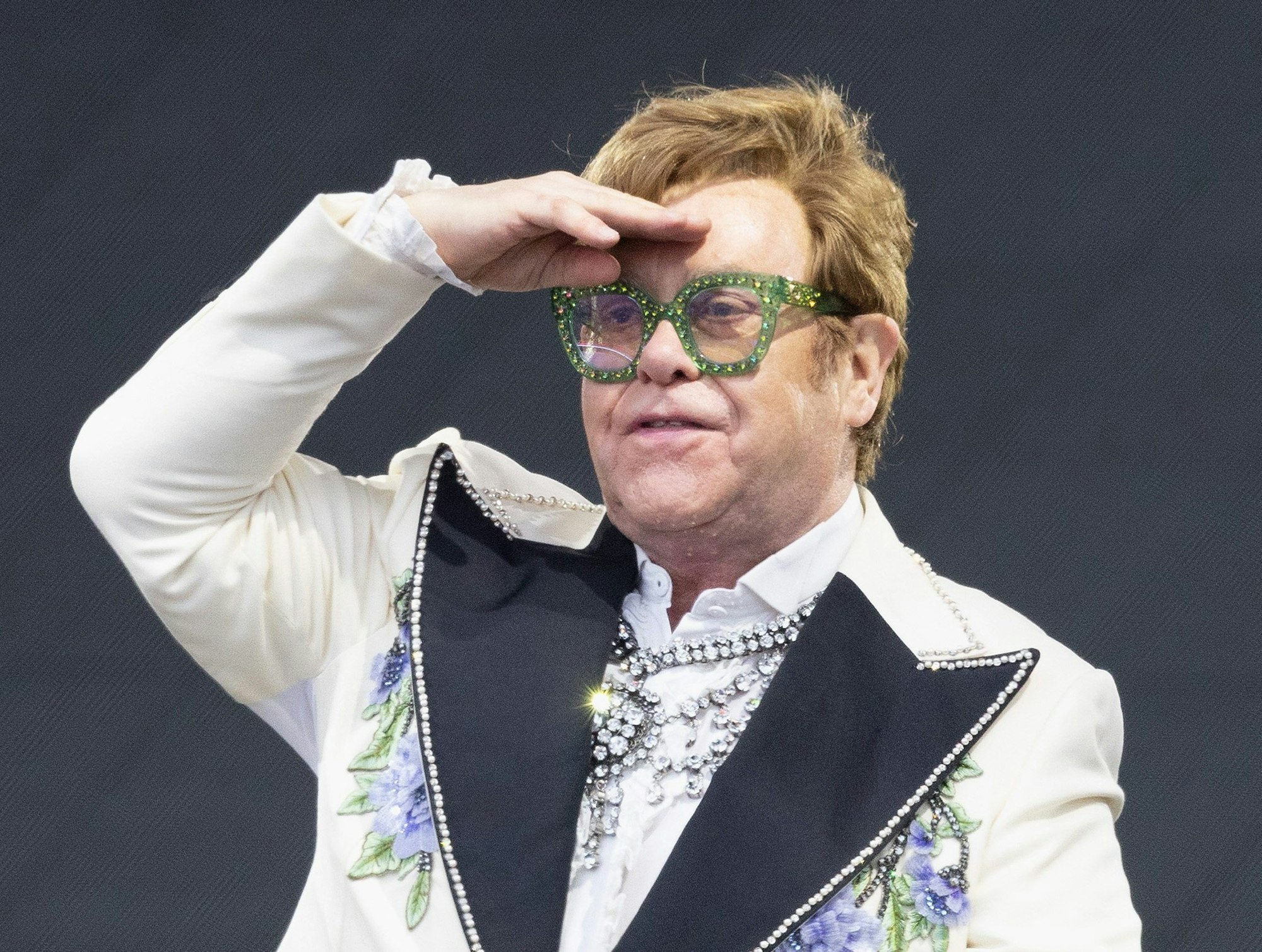 Elton John 2022 live auf der Bühne des BST Hyde Park Festivals