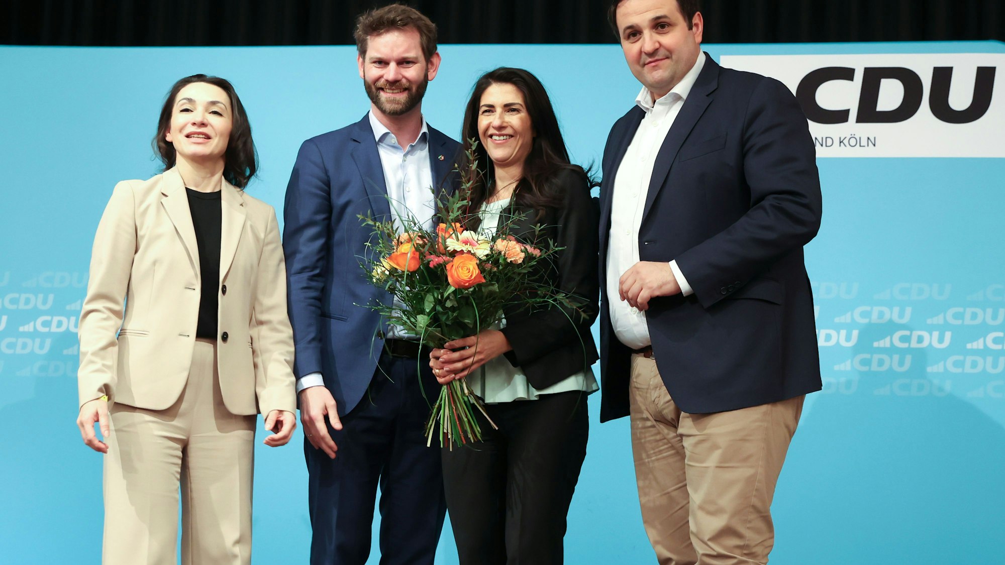 Serap Gülerist neue Chefin der CDU Köln (2.v.r.): Hier steht sie am Samstag neben Janina Jänsch, Florian Braun, Serap Güler und Nathanael Liminski (v.l.).Martina Goyert