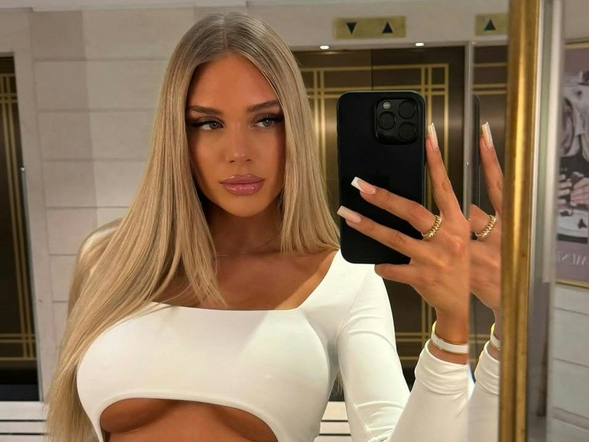 OnlyFans-Model Katharina Amalia auf Selfie.