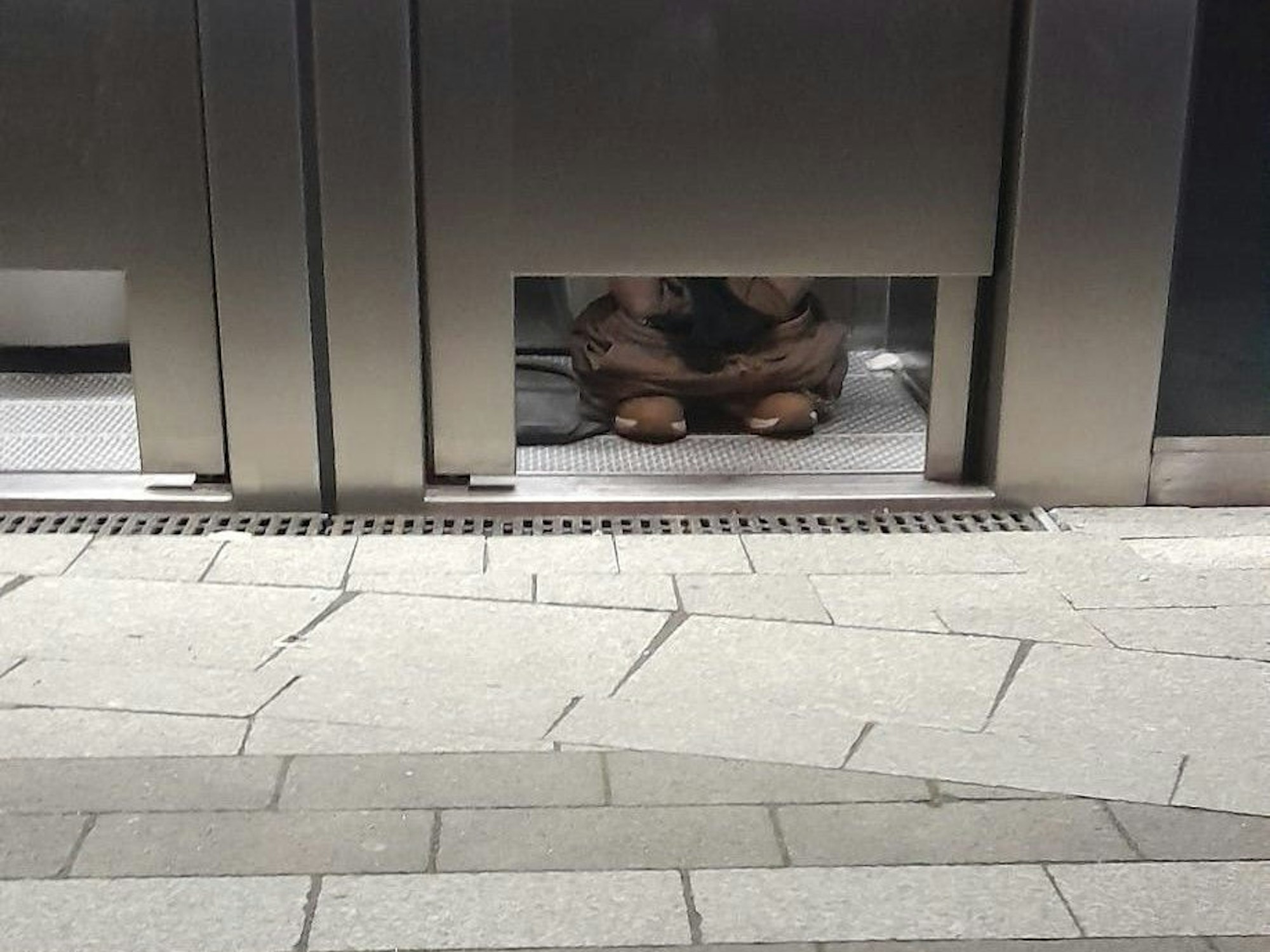 Klo-Ärger am Wiener Platz in Mülheim.