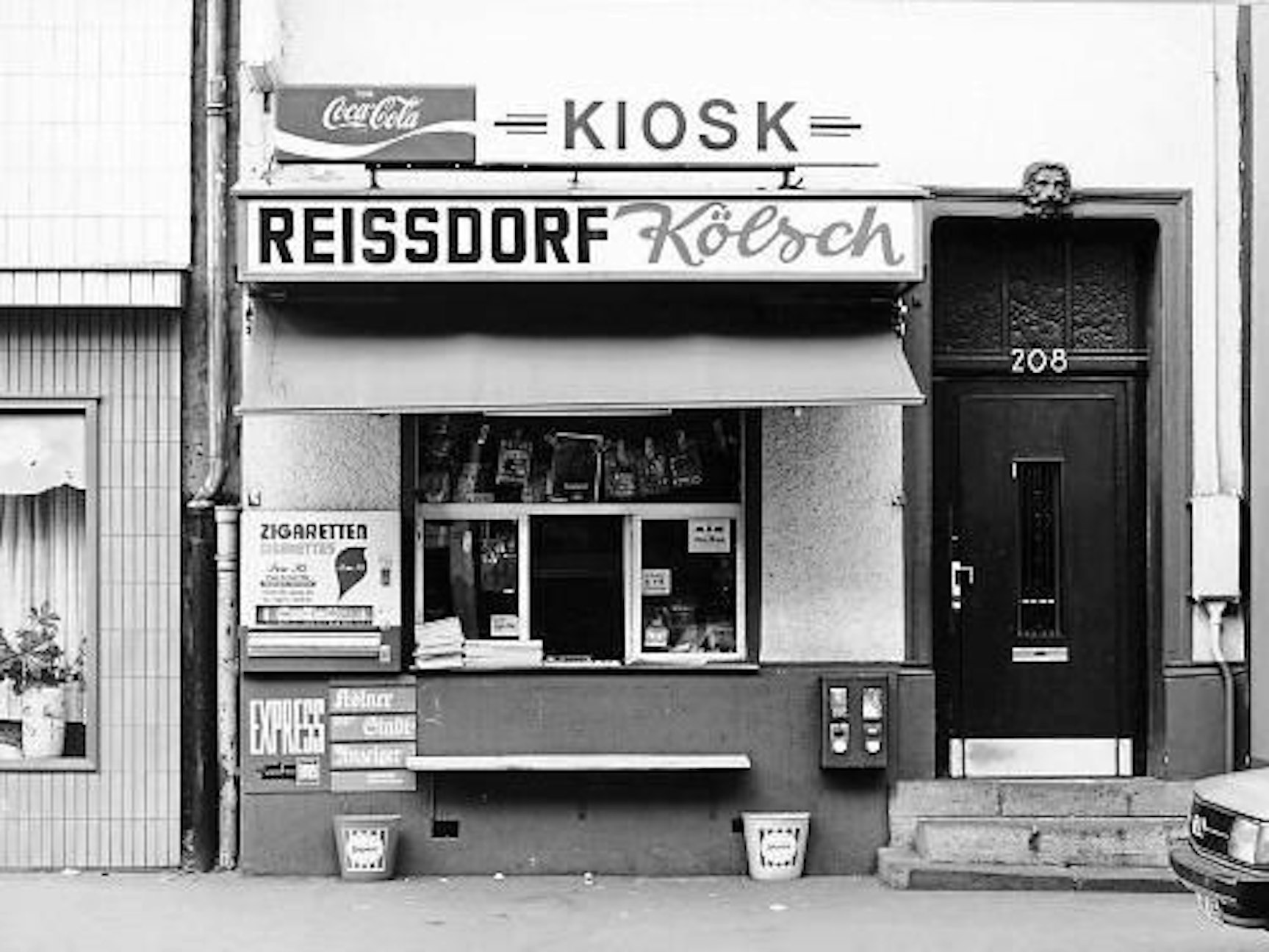 Blick auf ein Büdchen.