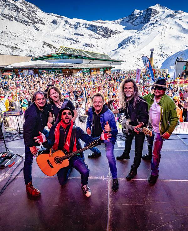 Die Bläck Fööss auf der Bühne in Hintertux.