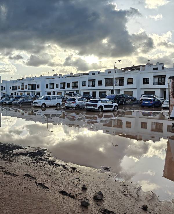 Auf Lanzarote sind die Folgen schwerer Überschwemmungen zu sehen.