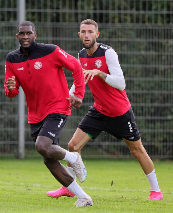 Ex-FC-Profi Anthony Modeste hielt sich im Sommer 2023 bei Fortuna Köln fit.