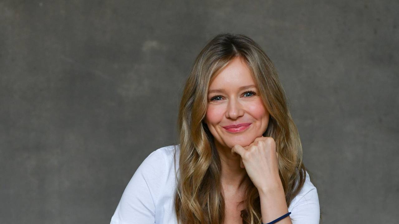 ARCHIV - 20.02.2019, Berlin: EXKLUSIV - Die Schauspielerin Stefanie Stappenbeck bei einem Fototermin zum SAT.1-Drama "Lautlose Tropfen".