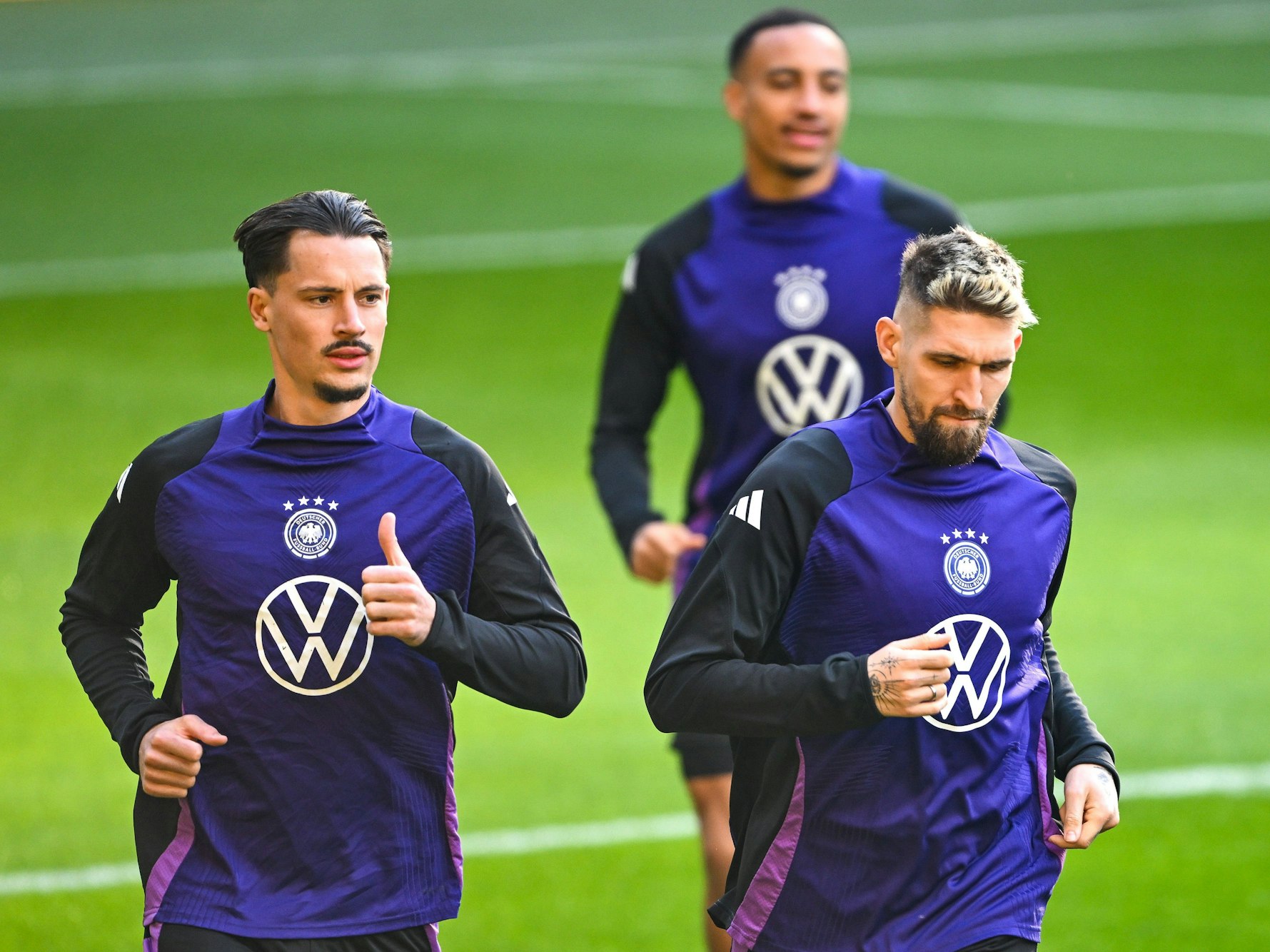 Robin Koch (l.) und Robert Andrich beim Training