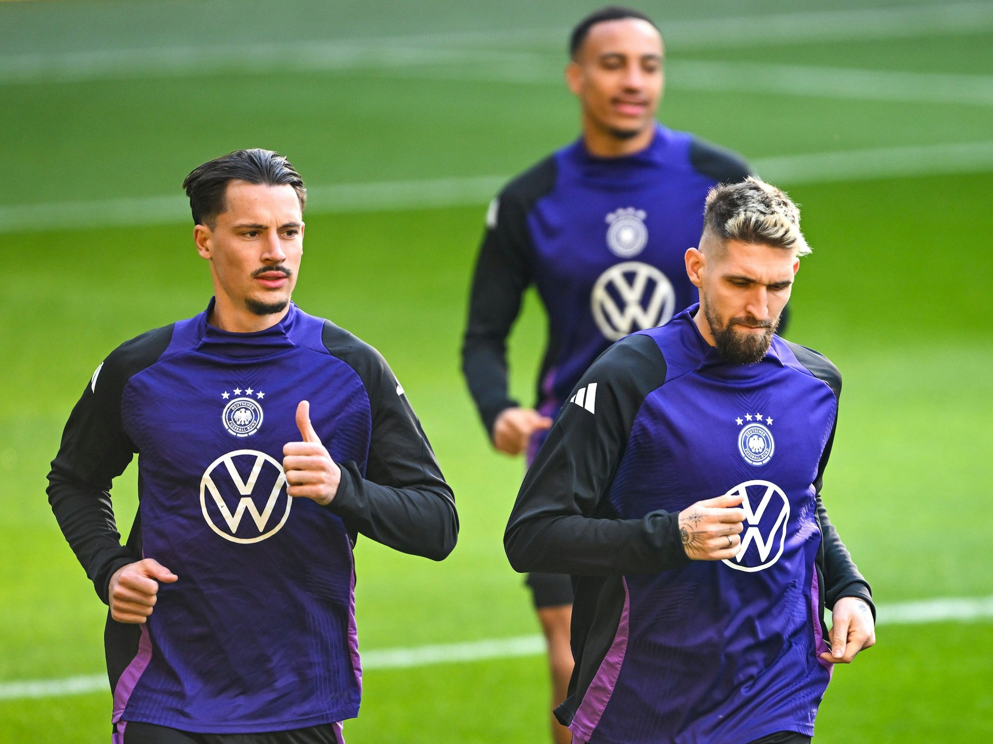 Robin Koch (l.) und Robert Andrich beim Training