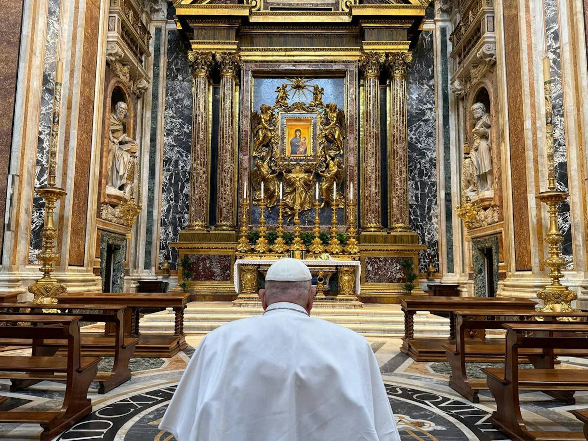 Am 12. April 2025 suchte Papst Franziskus die Basilika Santa Maria Maggiore auf. Hier wird er seine letzte Ruhestätte finden.