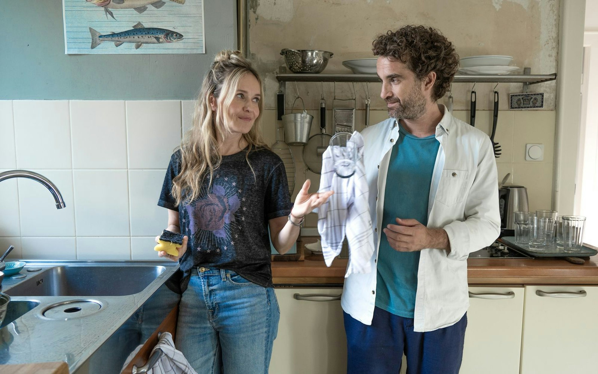 Verliebt, verlobt, verheiratet - und glücklich geschieden: Miriam (Stefanie Stappenbeck) und Markus (Oliver Wnuk) sind noch immer beste Freunde. (Bild: ZDF/Britta Krehl)