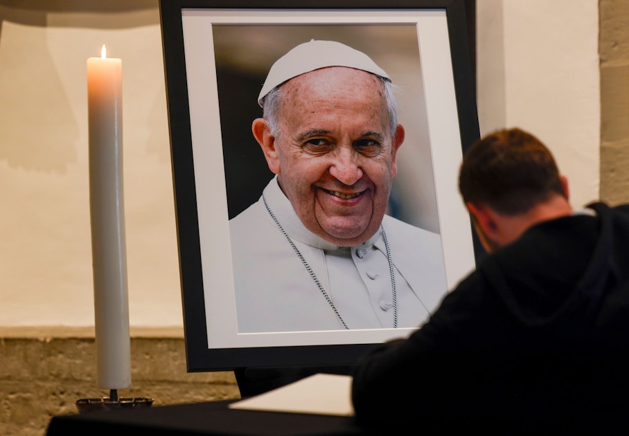 Papst Franziskus: Wie viel Vermögen besitzt der Pontifex wirklich? Ein Blick auf seine Finanzen