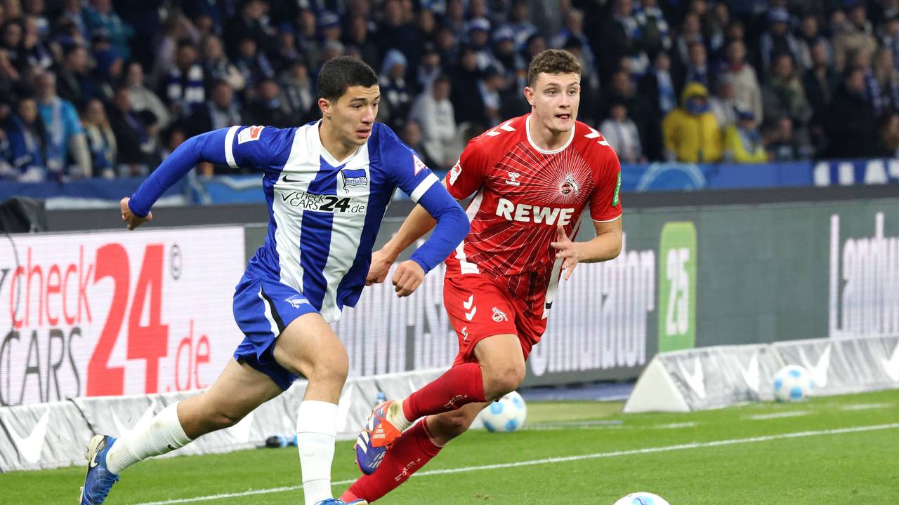 Ibrahim Maza behauptet den Ball gegen Eric Martel.