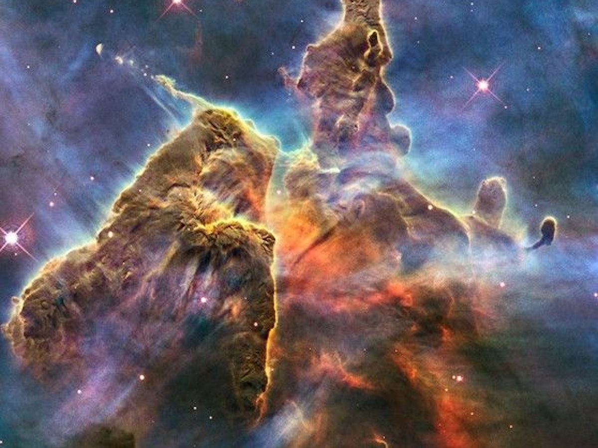 Der Carinanebel, fotografiert von Hubble