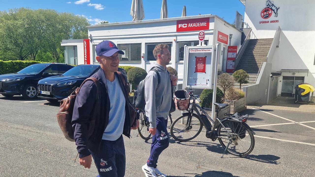 Gerhard Struber und Co-Trainer Bernd Eibler am Geißbockheim.