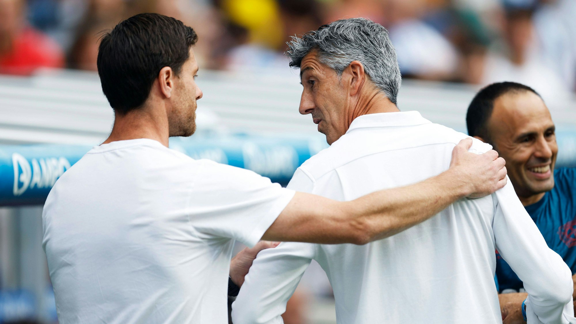 Xabi Alonso und Imanol Alguacil bei einem Testspiel zwischen Bayer Leverkusen und Real Sociedad.