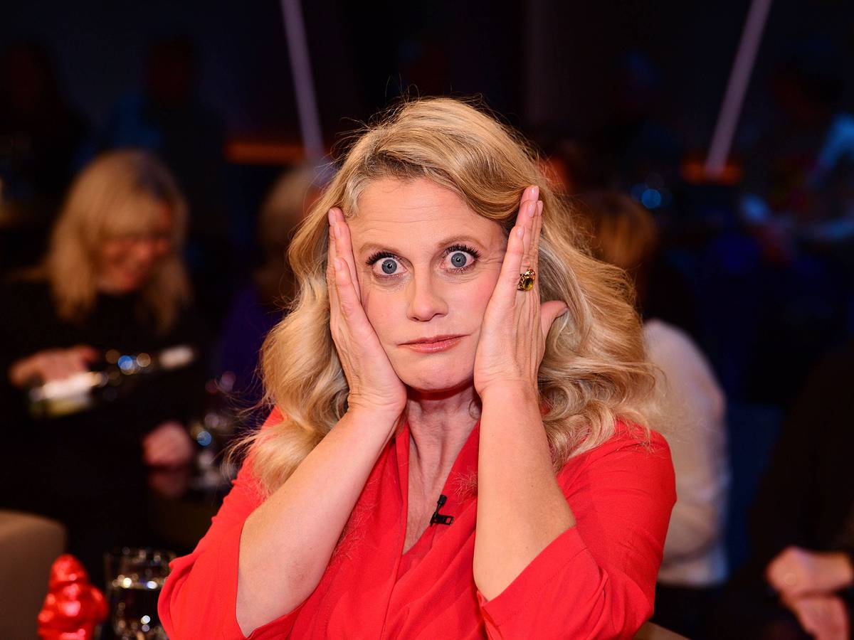 Barbara Schöneberger posiert.