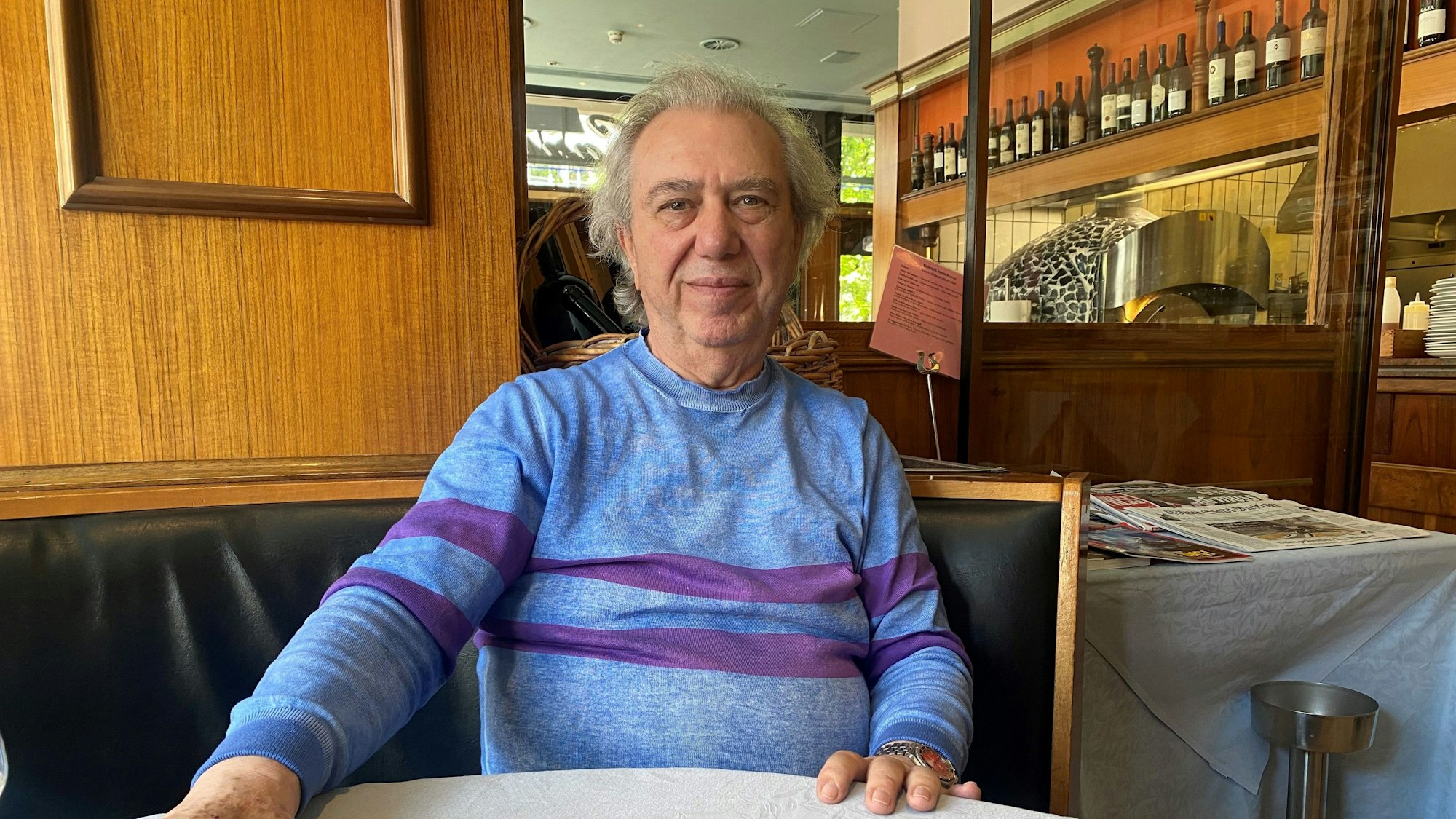 Gastronom Michele Sansone (77) muss das Restaurant auf der Komödienstraße schließen.