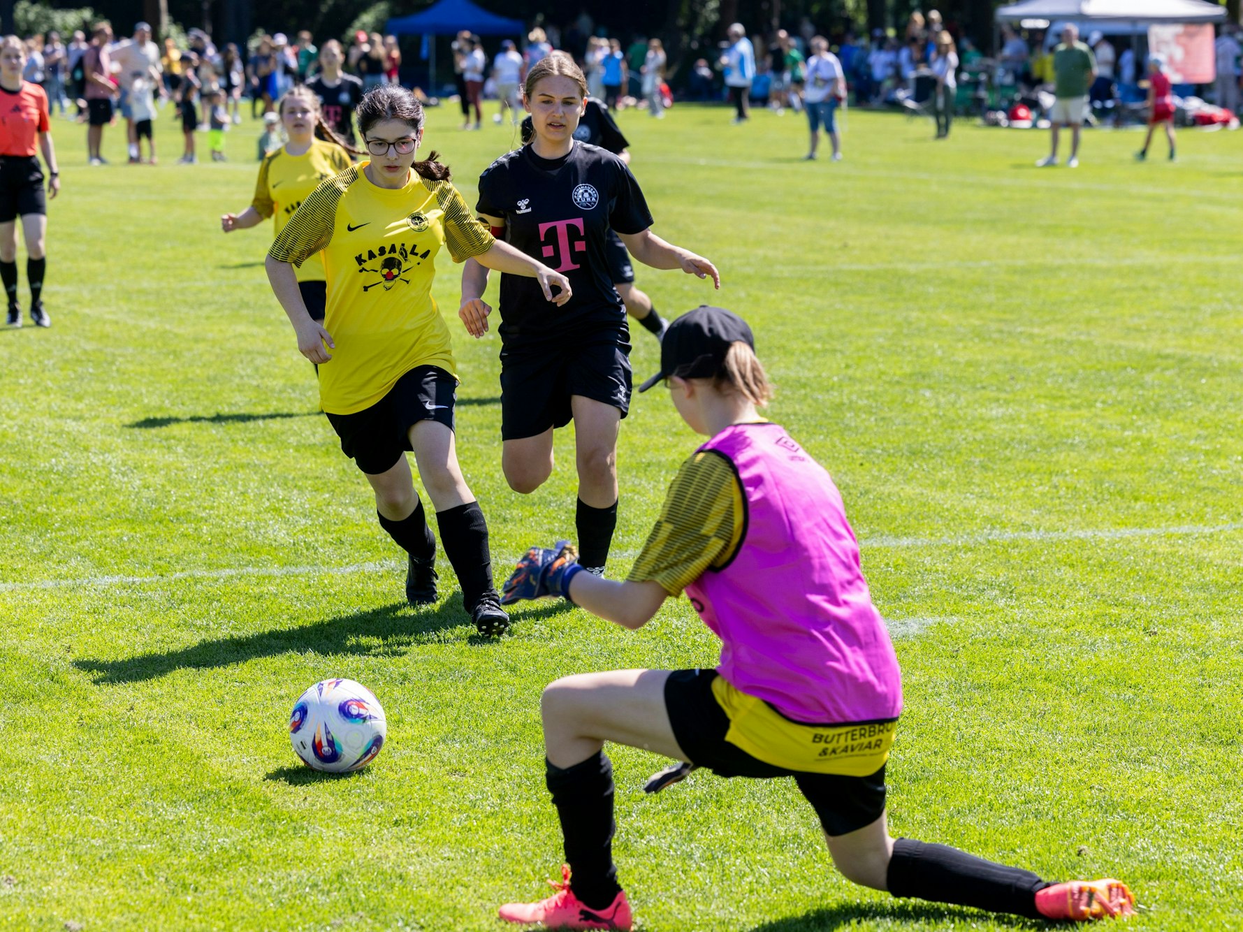 Familienfest im Vorfeld des DFB-Pokalfinals der Frauen im Rhein-Energie-Stadion.
