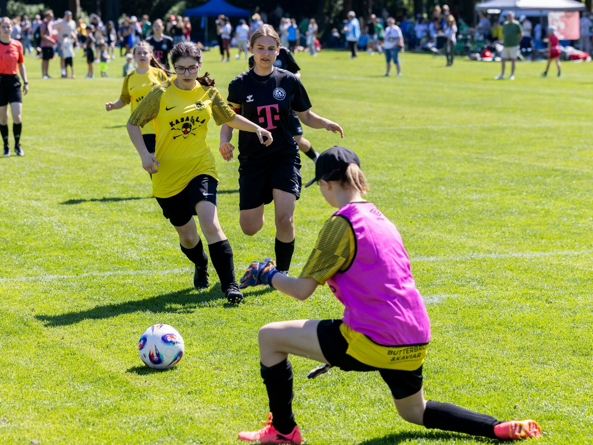 Familienfest im Vorfeld des DFB-Pokalfinals der Frauen im Rhein-Energie-Stadion.