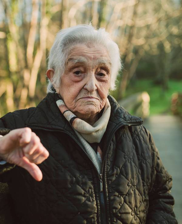 Immer mehr Senioren und Seniorinnen fühlen sich diskriminiert.