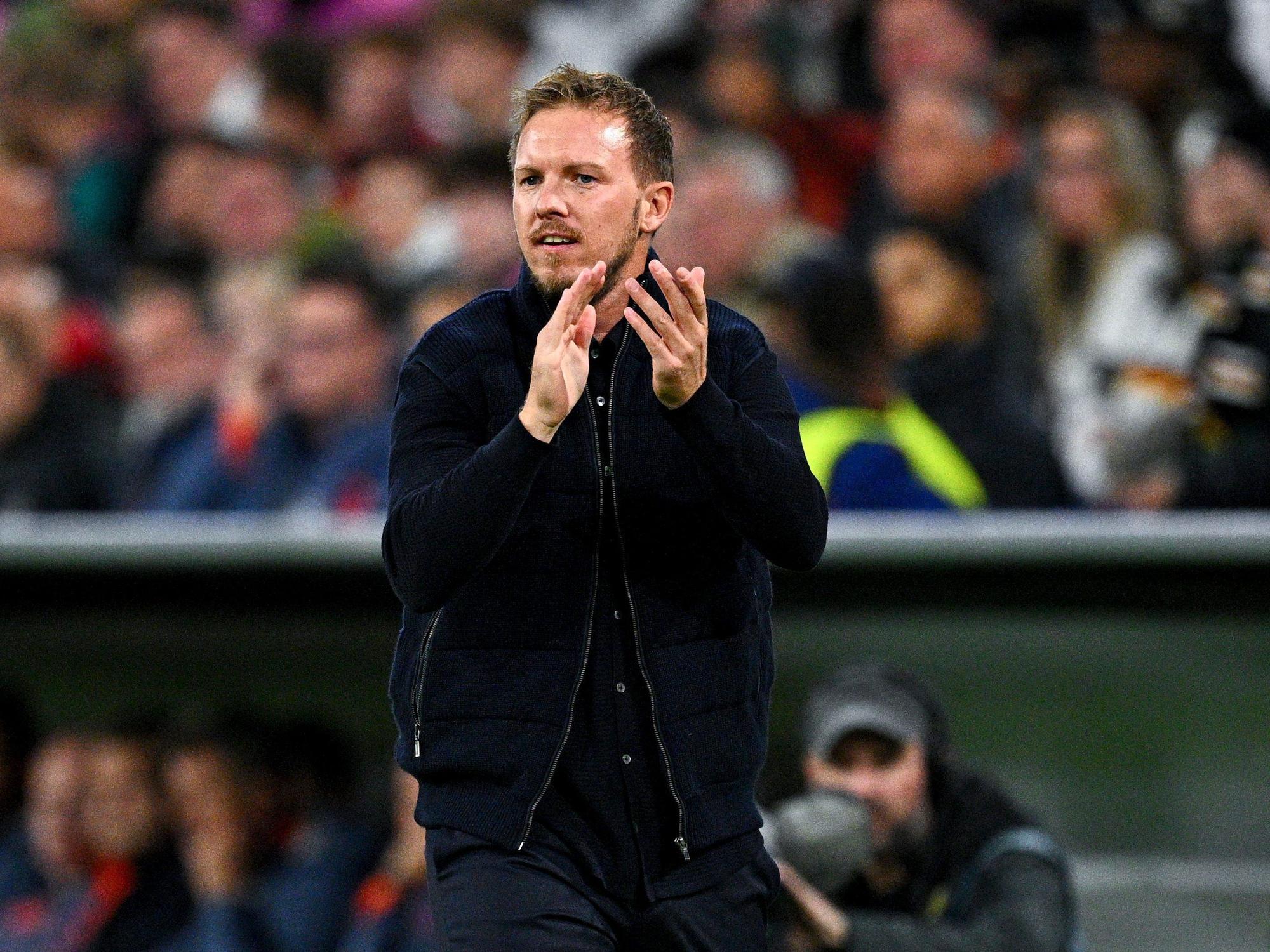 Bundestrainer Julian Nagelsmann feuert seine Mannschaft an.