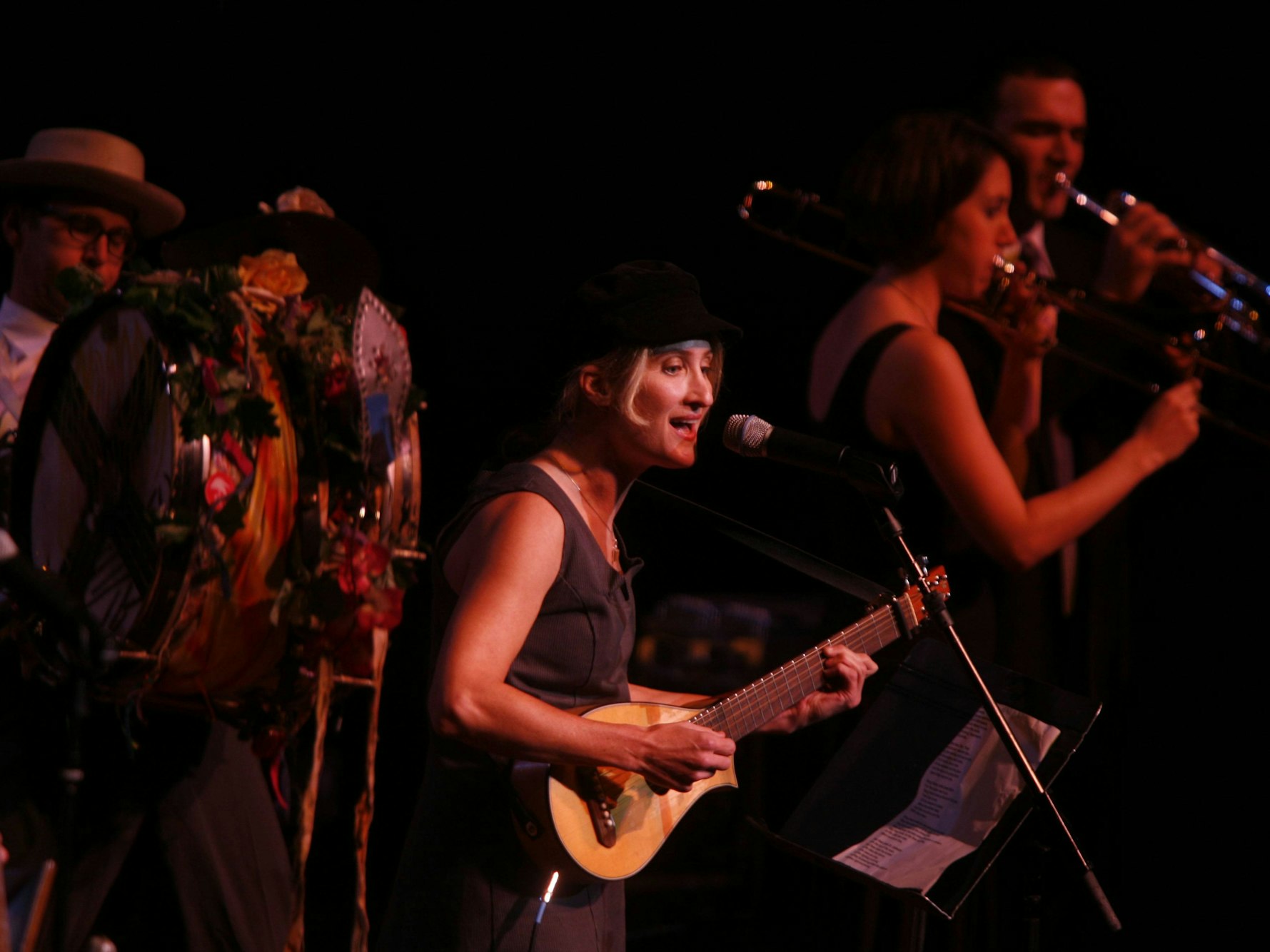 Mit „I Kissed a Girl“ schaffte es die Sängerin Jill Sobule in den 90ern in die Charts. Hier ist sie 2006 in New York zu sehen.