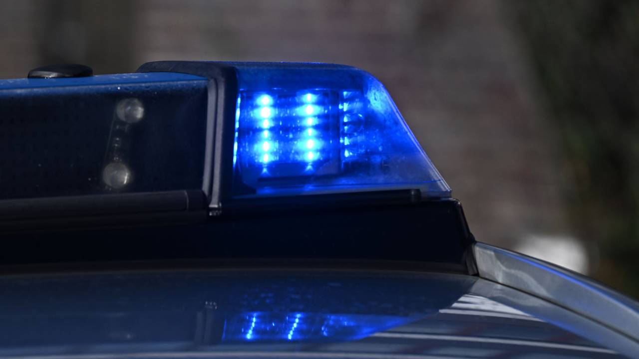 Ein Geisterfahrer hat auf einer Autobahn in Rheinland-Pfalz einen Unfall verursacht (Symbolbild).