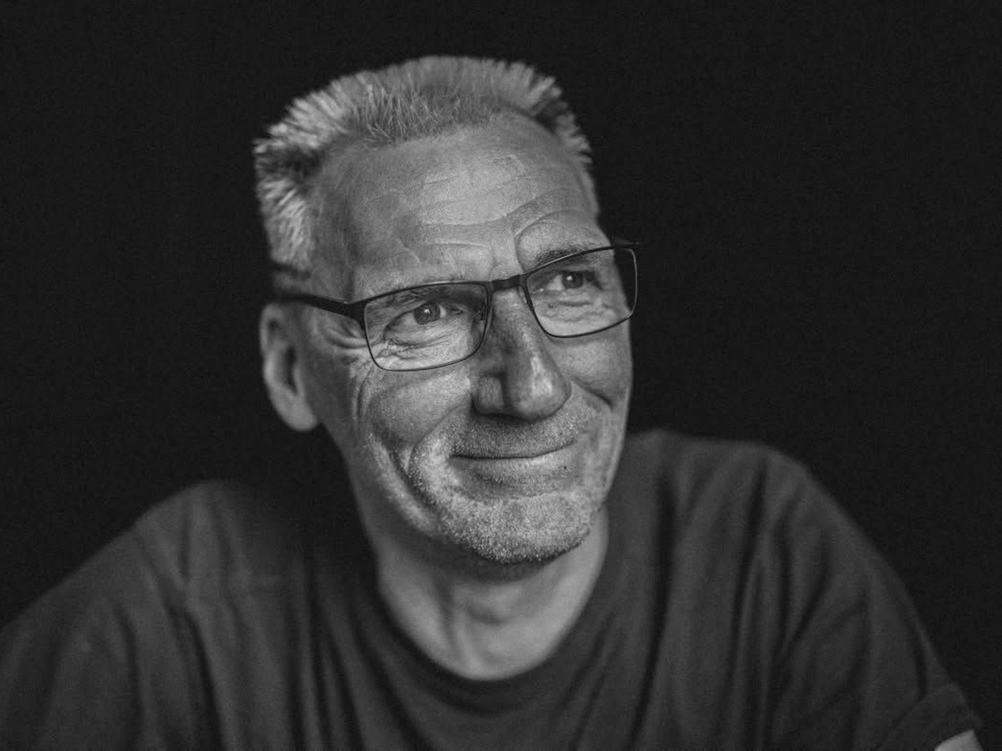 Techniker Tom von der Band Kasalla.