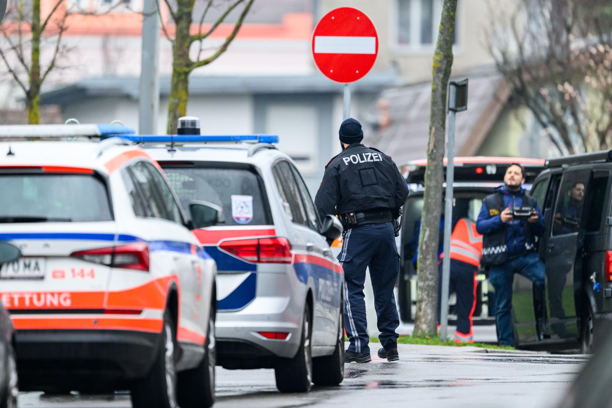Die österreichische Polizei bei einem Einsatz.