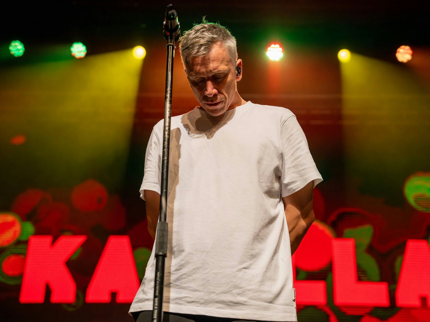 Kasalla beim Auftritt auf der Bühne.