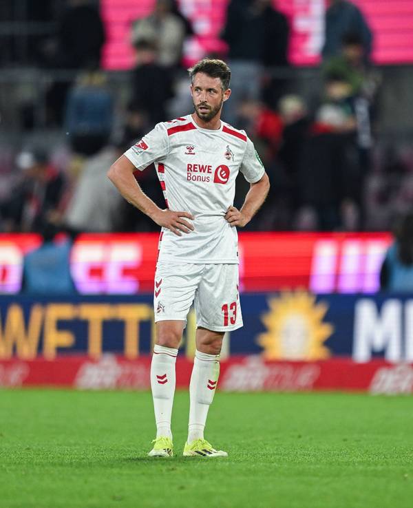 Mark Uth nach dem 1:1 gegen Regensburg.