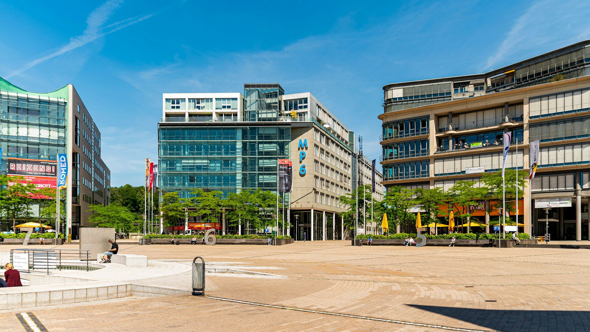 Blick auf den Mediapark in Köln.