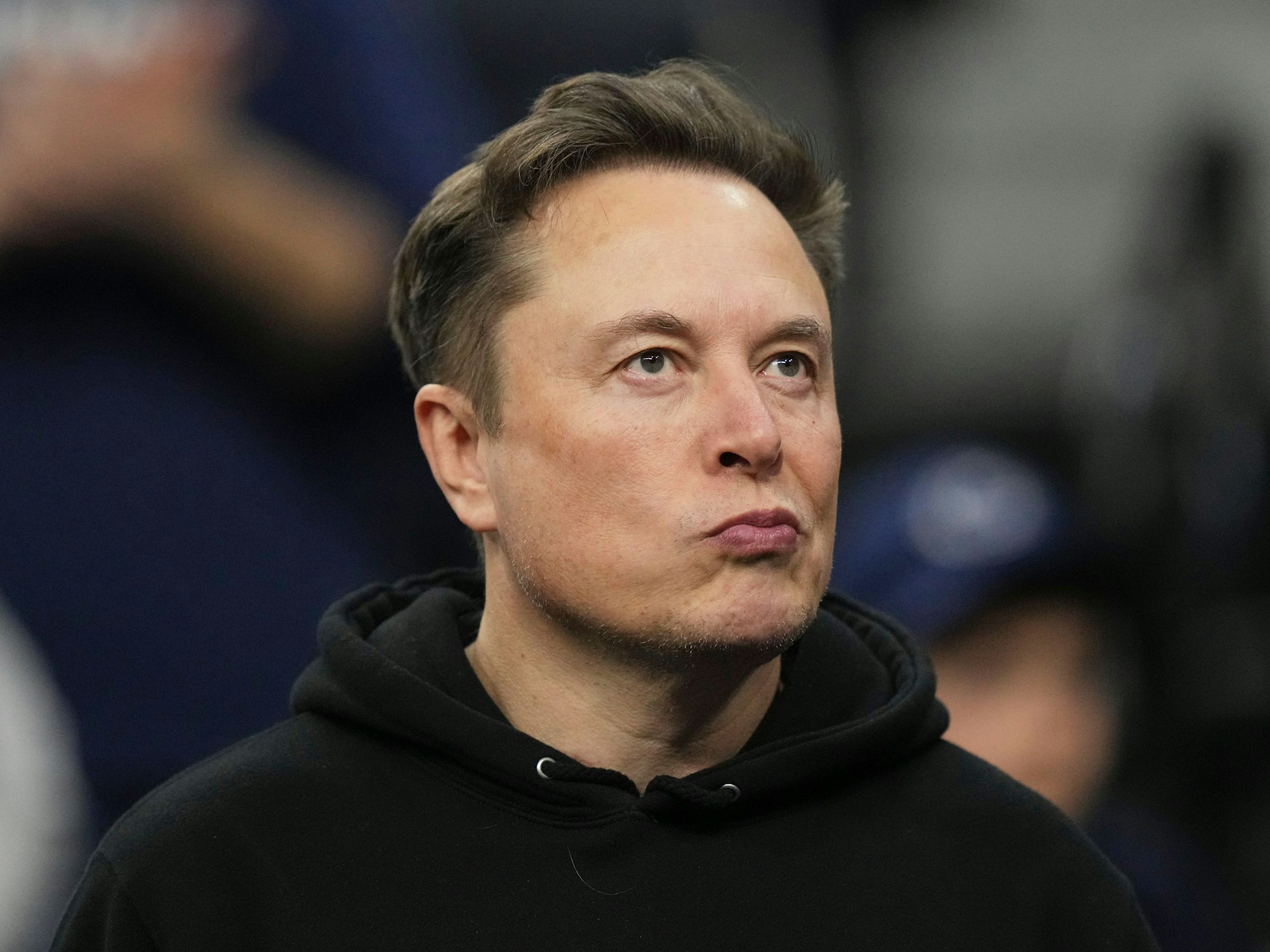 Elon Musk, hier beim Finale der NCAA-Ringer-Meisterschaft in Philadelphia im März 2025, hat Ärger mit der Nachbarschaft.