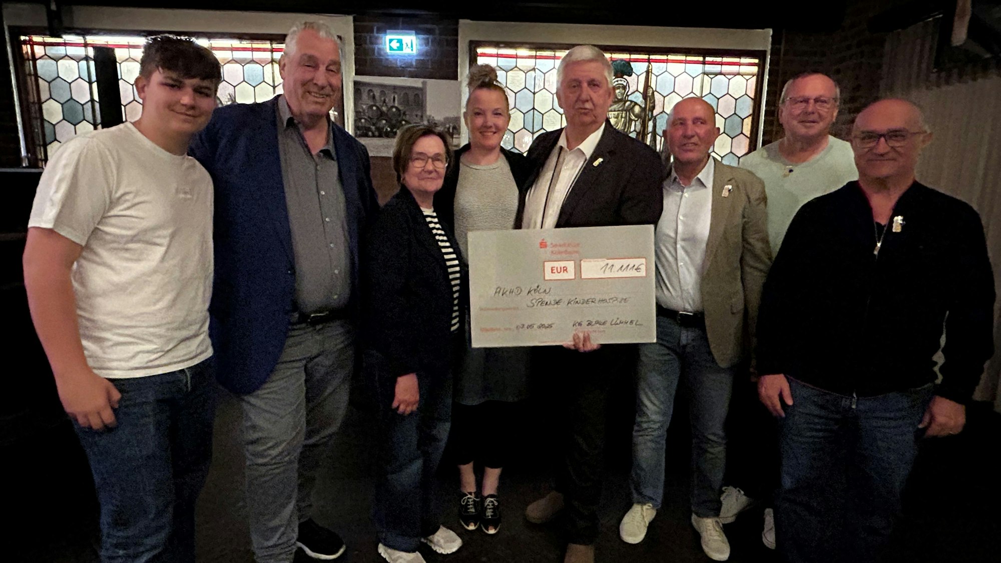 Scheckübergabe der KG Blaue Lümmel.