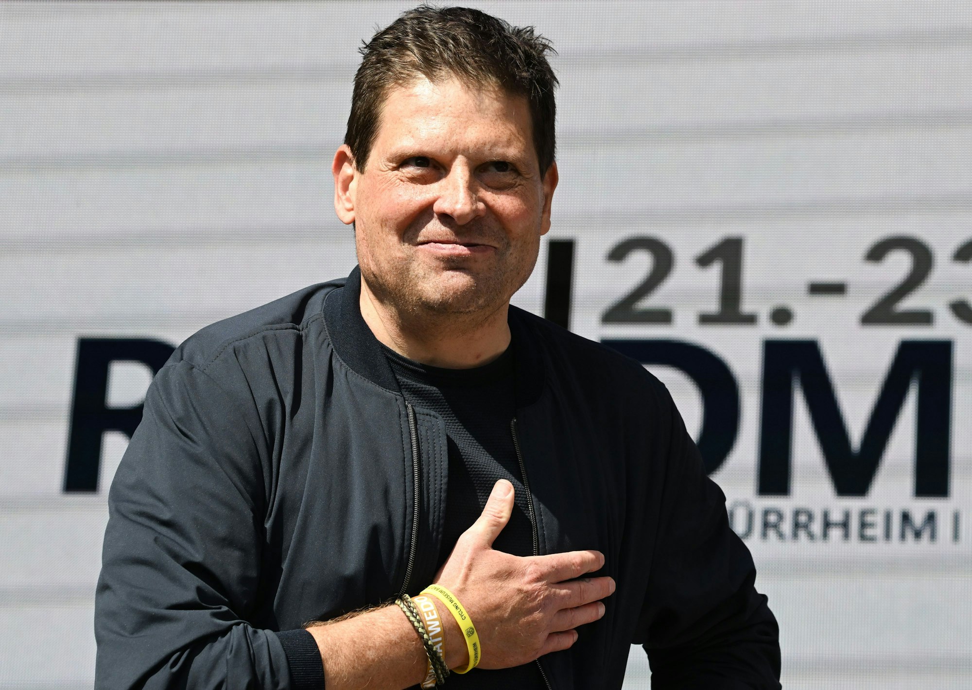Jan Ullrich lächelt.