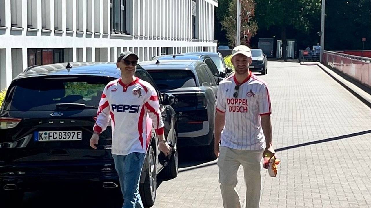 Jan Thielmann und Christian Osebold am Geißbockheim.