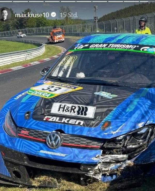 Der geschrottete Rennwagen von Max Kruse.