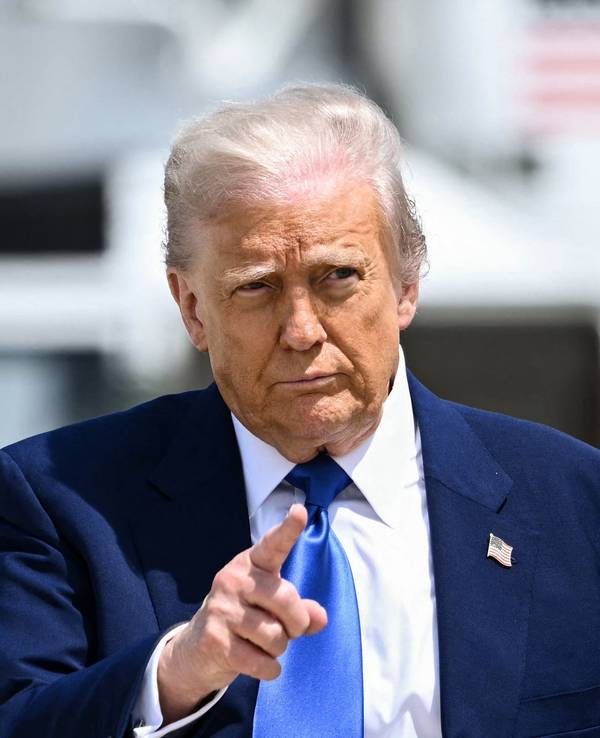 Donald Trump am 12. Mai auf dem Weg zur Air Force One