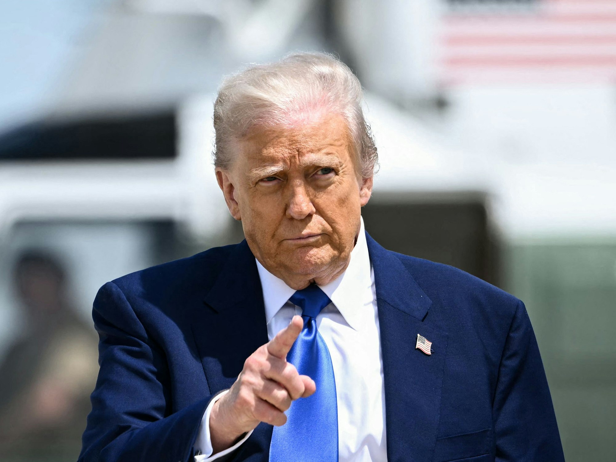 Donald Trump am 12. Mai auf dem Weg zur Air Force One