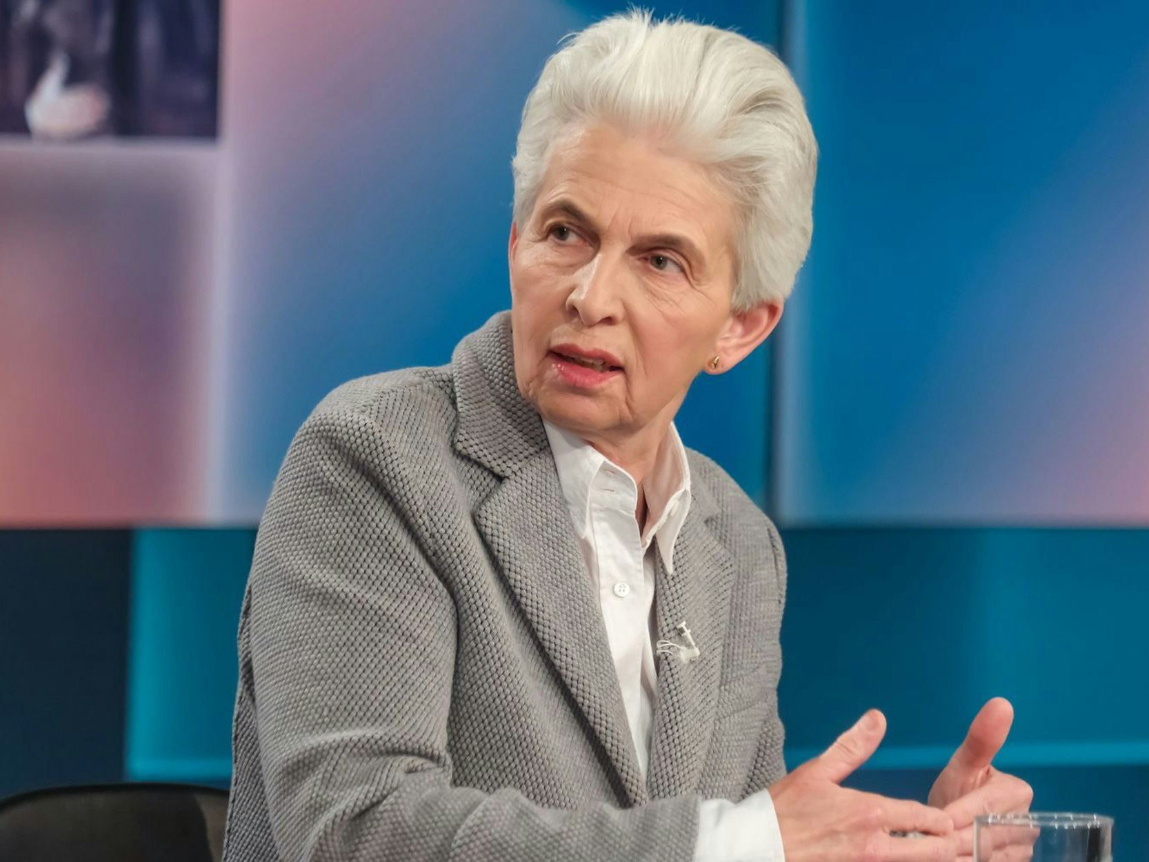 FDP-Politikerin Marie-Agnes Strack-Zimmermann lobte in der Sendung „Hart aber fair“ die Entscheidung Wolodymyr Selenskyjs, sich in Istanbul mit Wladimir Putin zu treffen. (Bild: WDR/Oliver Ziebe)