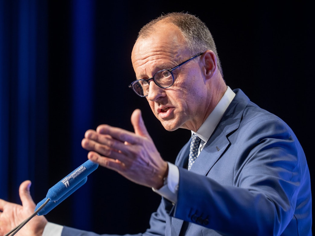 Bundeskanzler Friedrich Merz (CDU) spricht beim Wirtschaftstag des CDU-Wirtschaftsrates am 13. Mai 2025.
