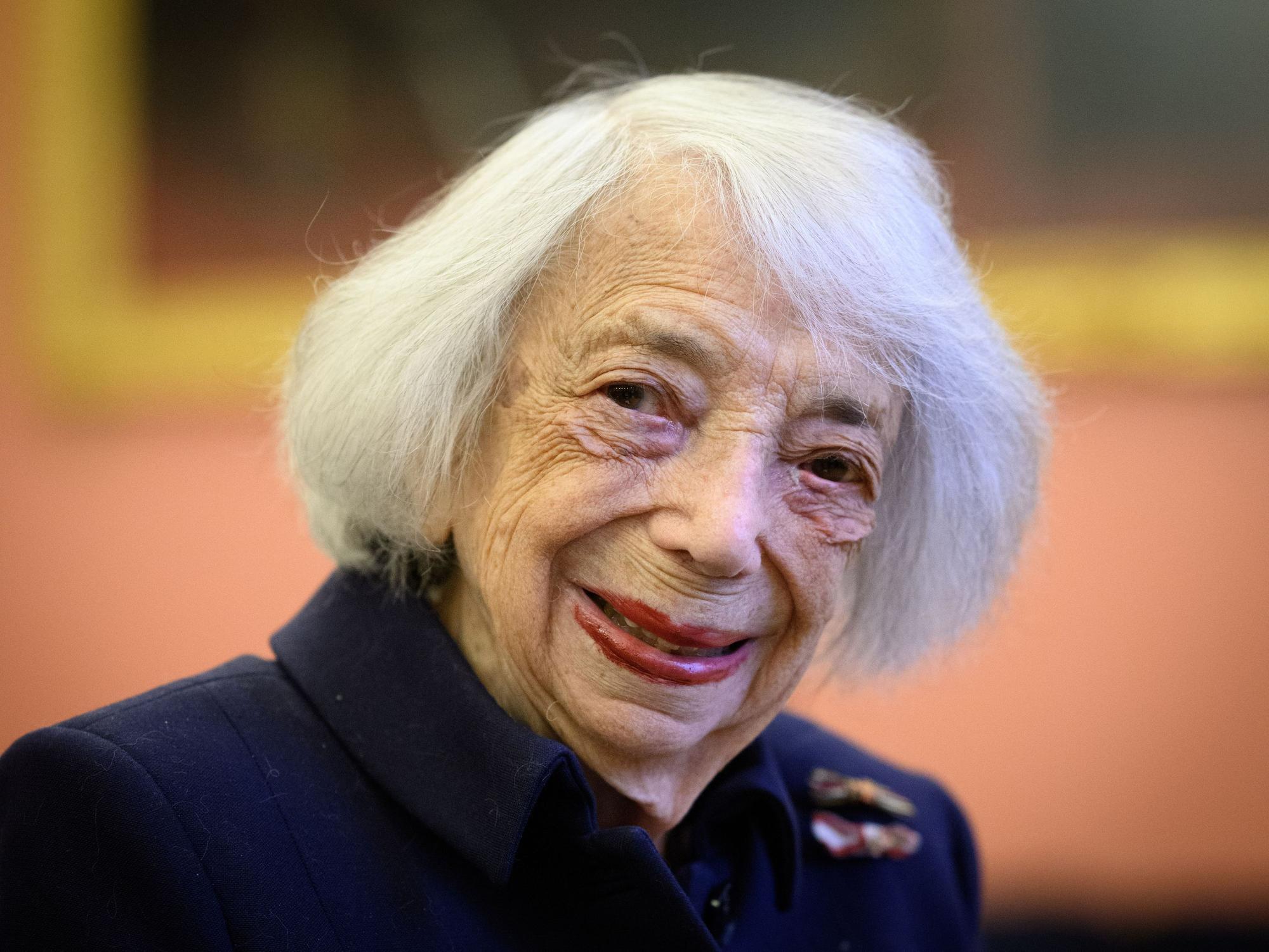 Margot Friedländer, Holocaust-Überlebende und Ehrenbürgerin von Berlin, ist im Alter von 103 Jahren verstorben.