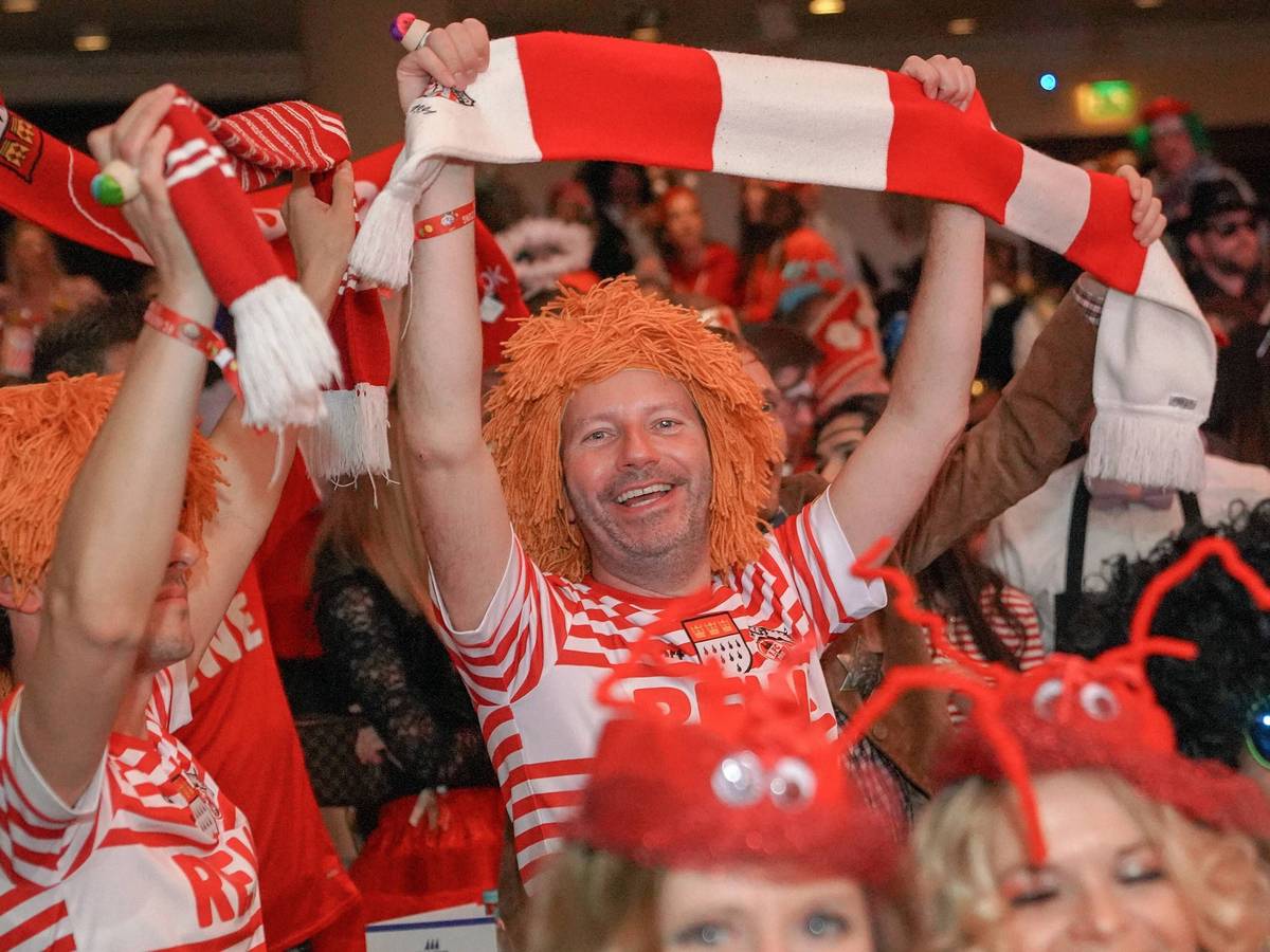Thorsten Schorn bei einer Karnevalssitzung des 1. FC Köln.