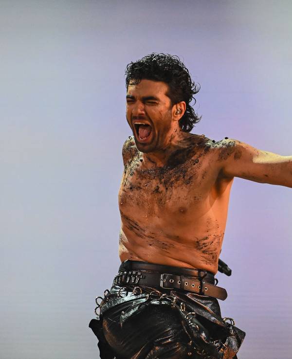 Der armenische Sänger Parg, der das Land mit dem Lied „Survivor“ vertritt, während der Generalprobe für das Finale des Eurovision Song Contest 2025 in Basel.