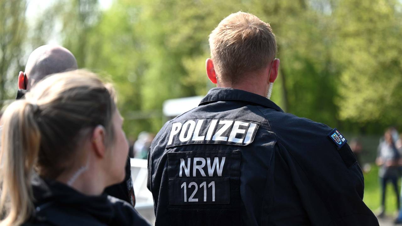 Polizisten im Einsatz in Gelsenkirchen.