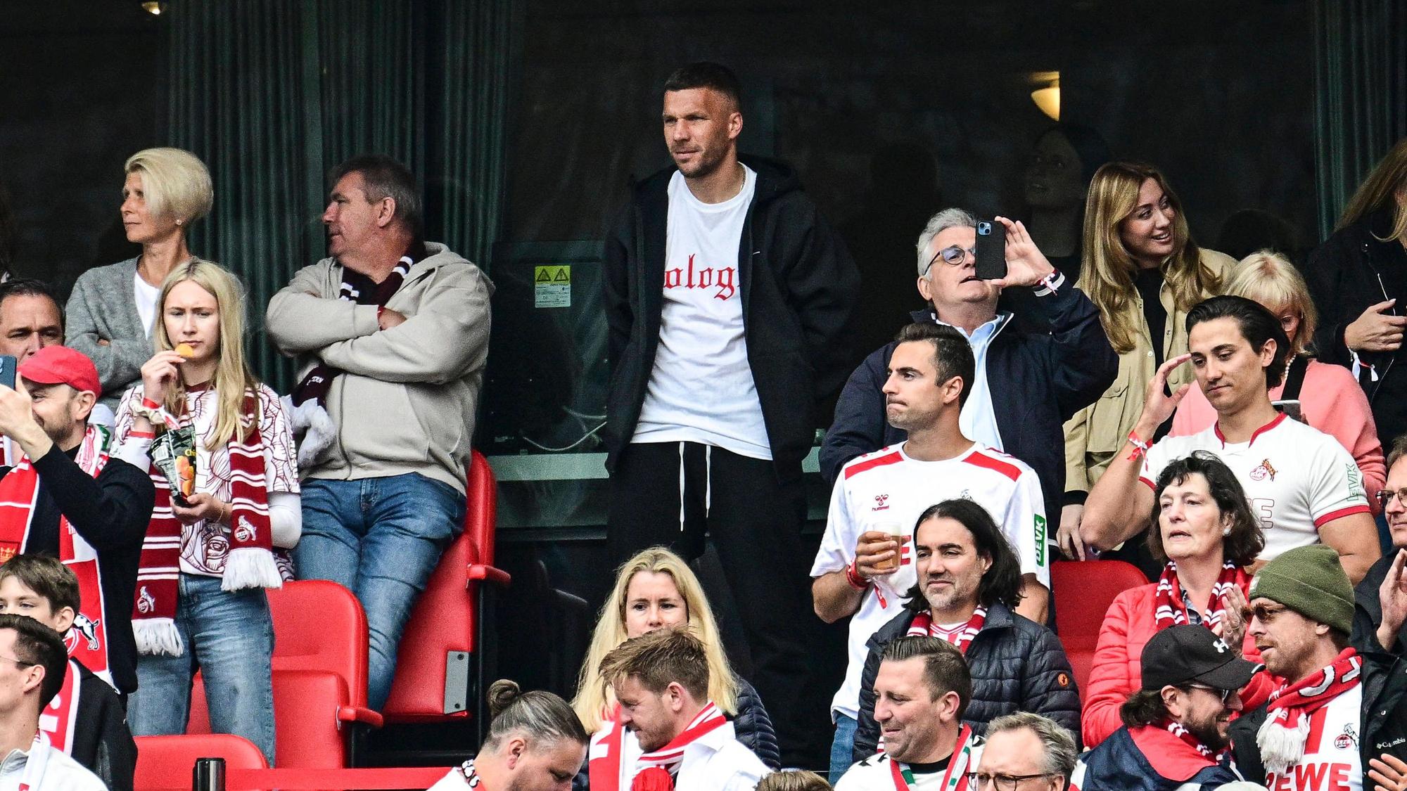 Lukas Podolski beim Saisonfinale des 1. FC Köln gegen den 1. FC Kaiserslautern im Rhein-Energie-Stadion.