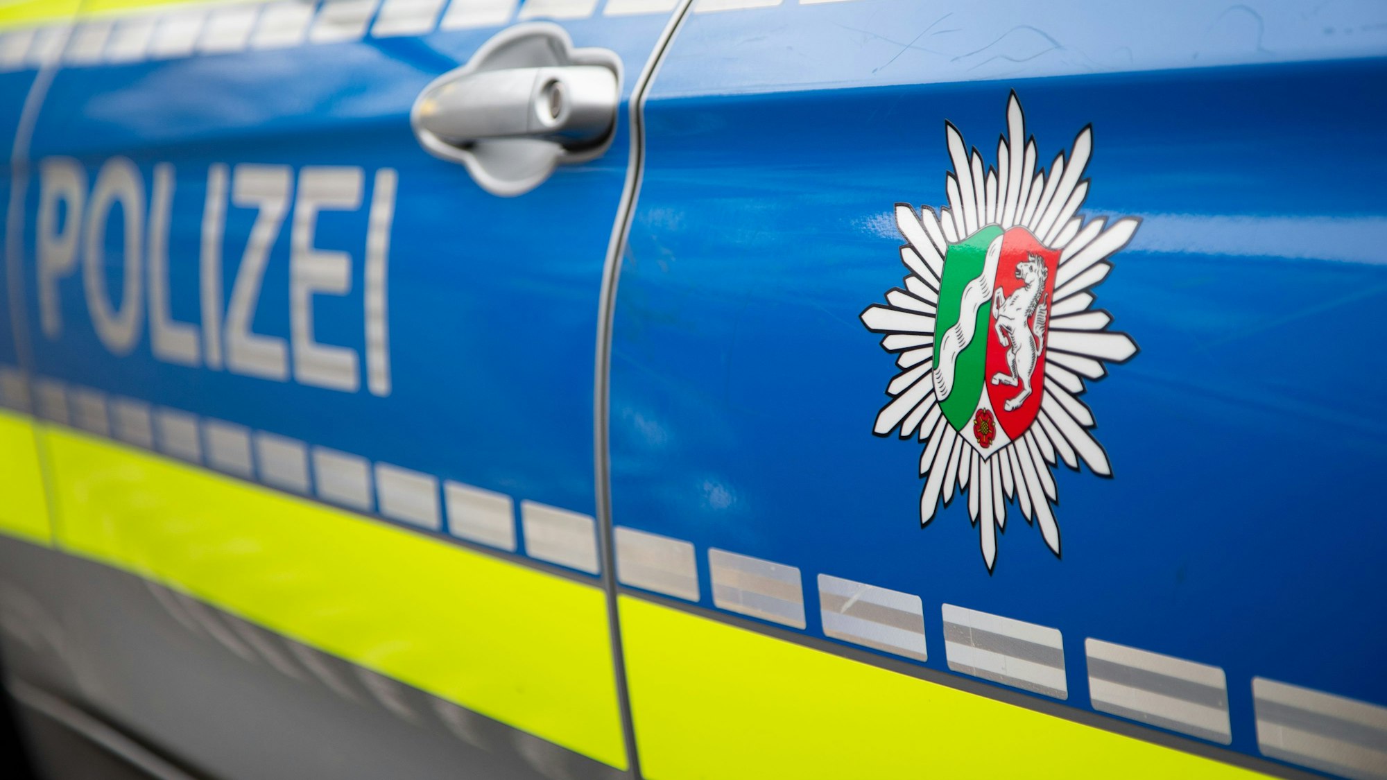 Ein Streifenwagen der Polizei. (Symbolfoto)