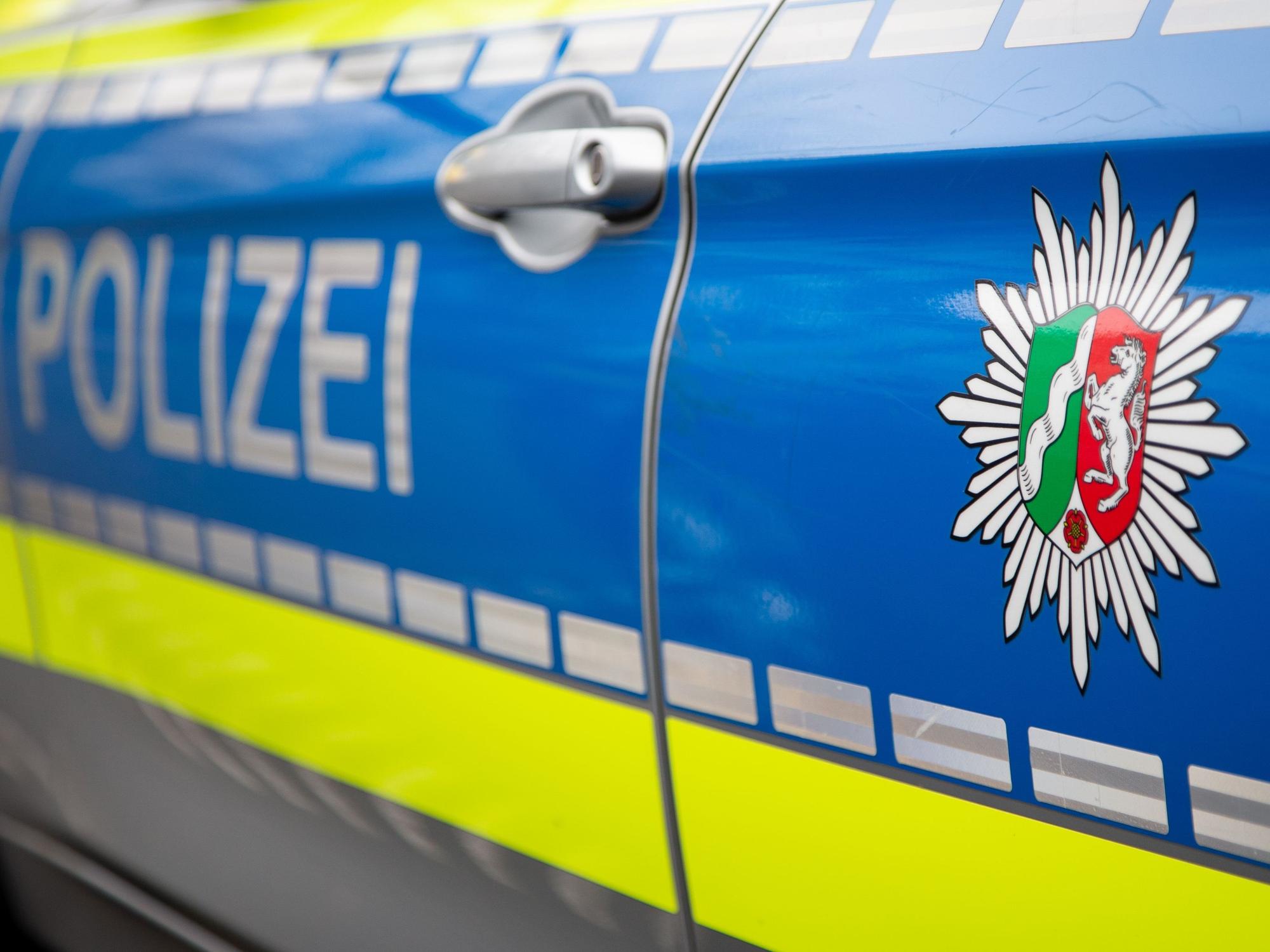 Ein Streifenwagen der Polizei in NRW. (Symbolfoto)