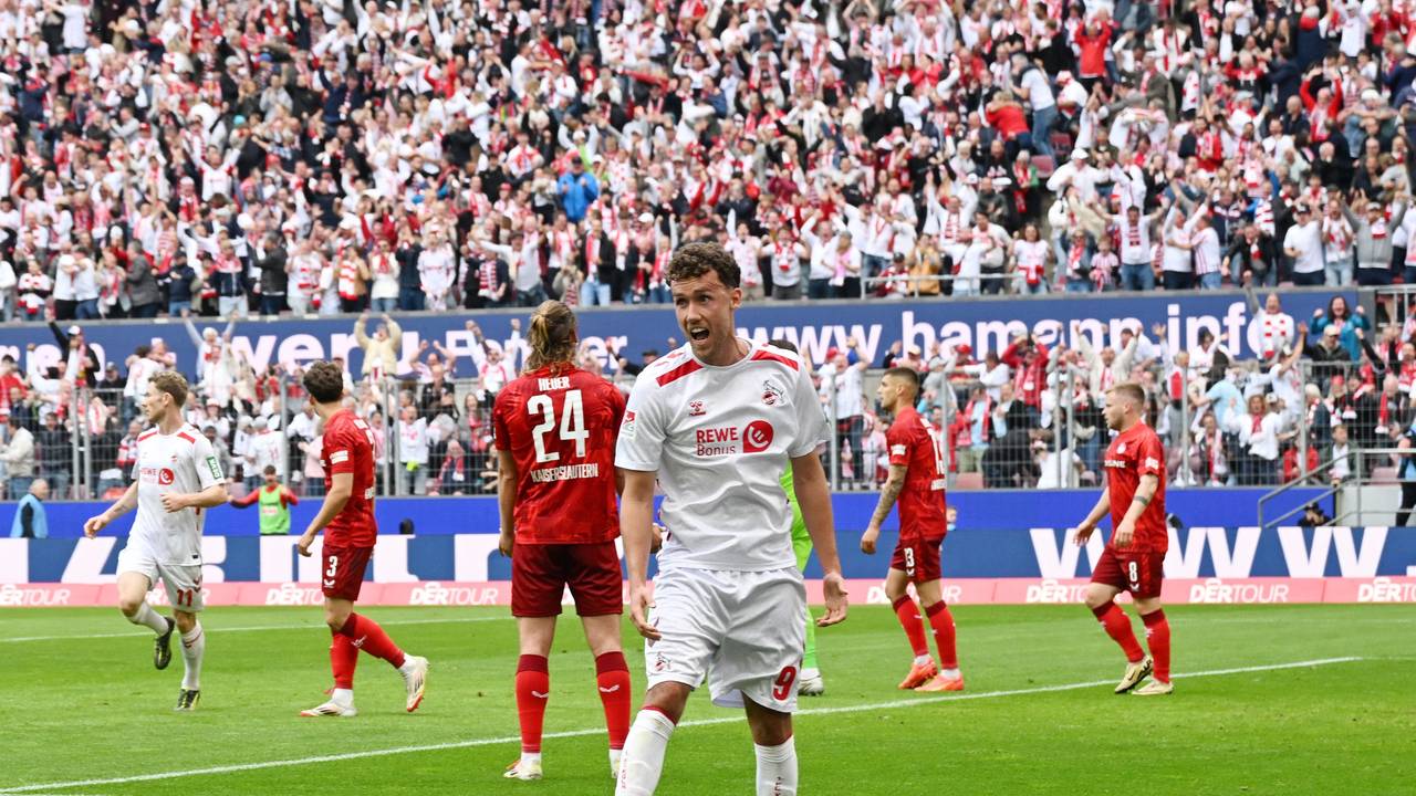Kölns Luca Waldschmidt bejubelt sein Tor zum 2:0 gegen Kaiserslautern.